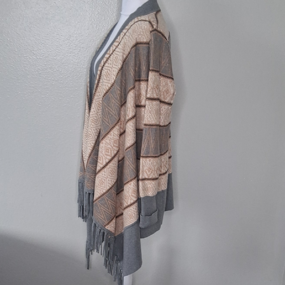 Cullen Southwestern Fringe Geo Poncho Shawl Women's Rodeo Boho Open Front M/L